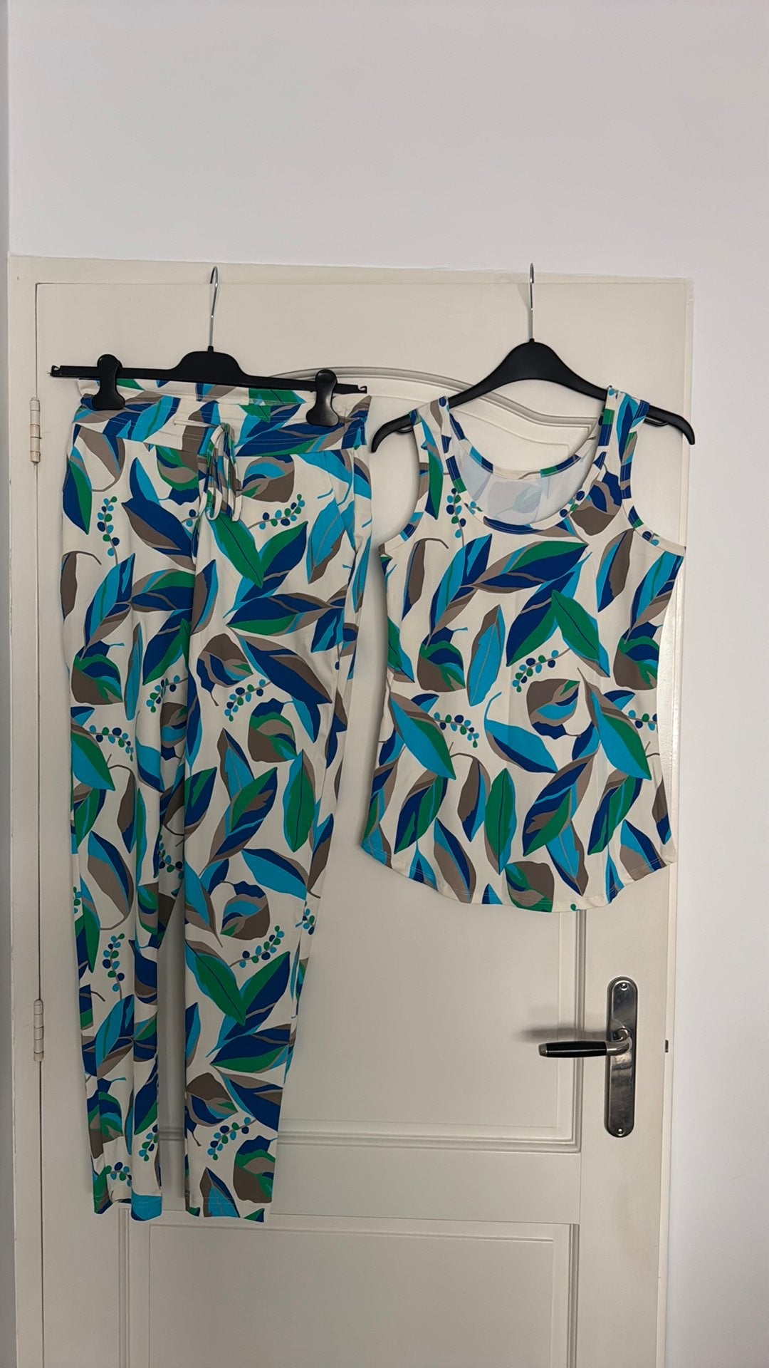 Travel broek en top blauw/groen, top S- broek M, Ophalen of Verzenden, Nieuw, Blauw, Lang