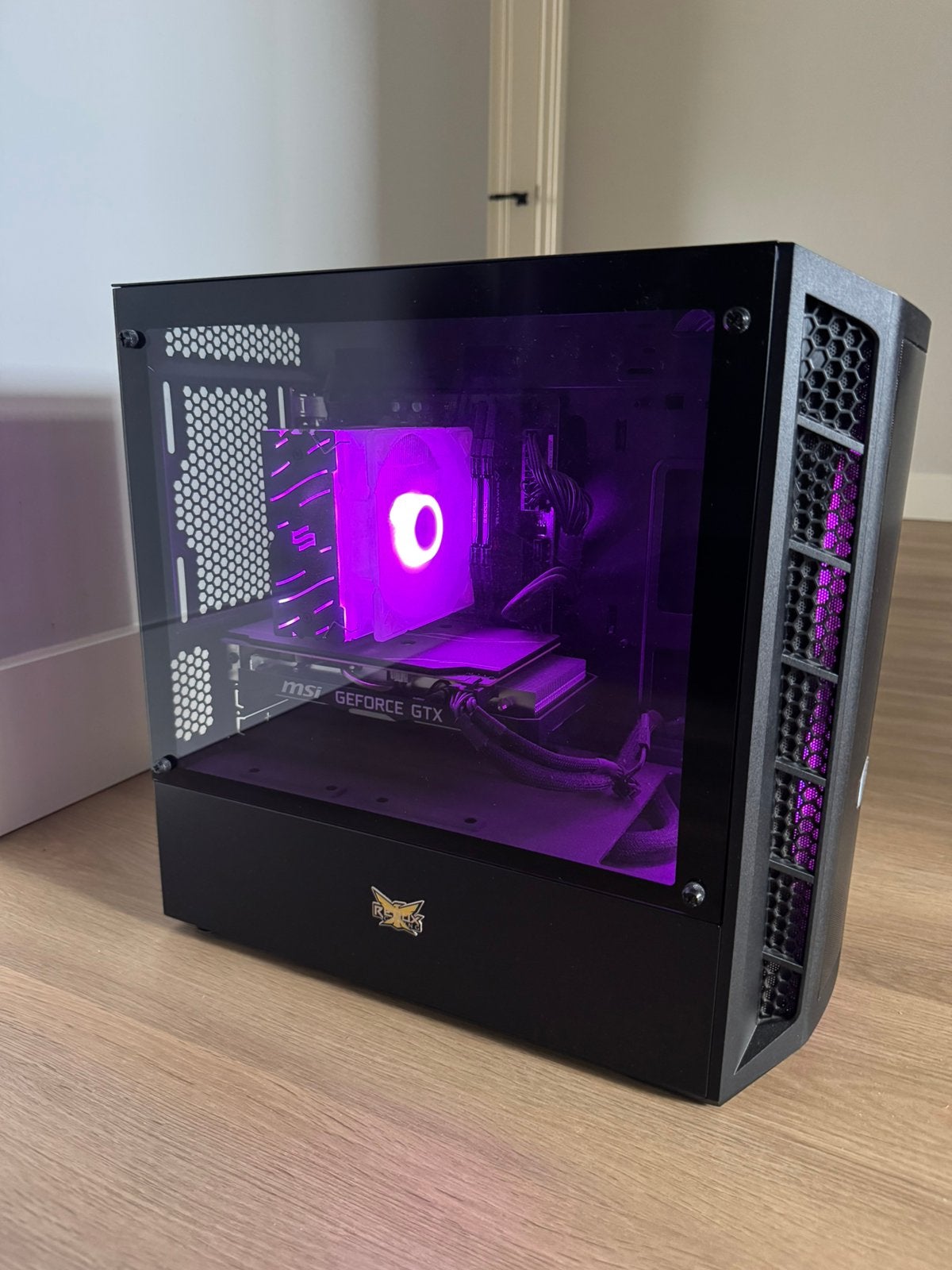 Gaming Pc + Msi Gaming Monitor + Razer toetsenbord en muis, Ophalen, Zo goed als nieuw, Gaming
