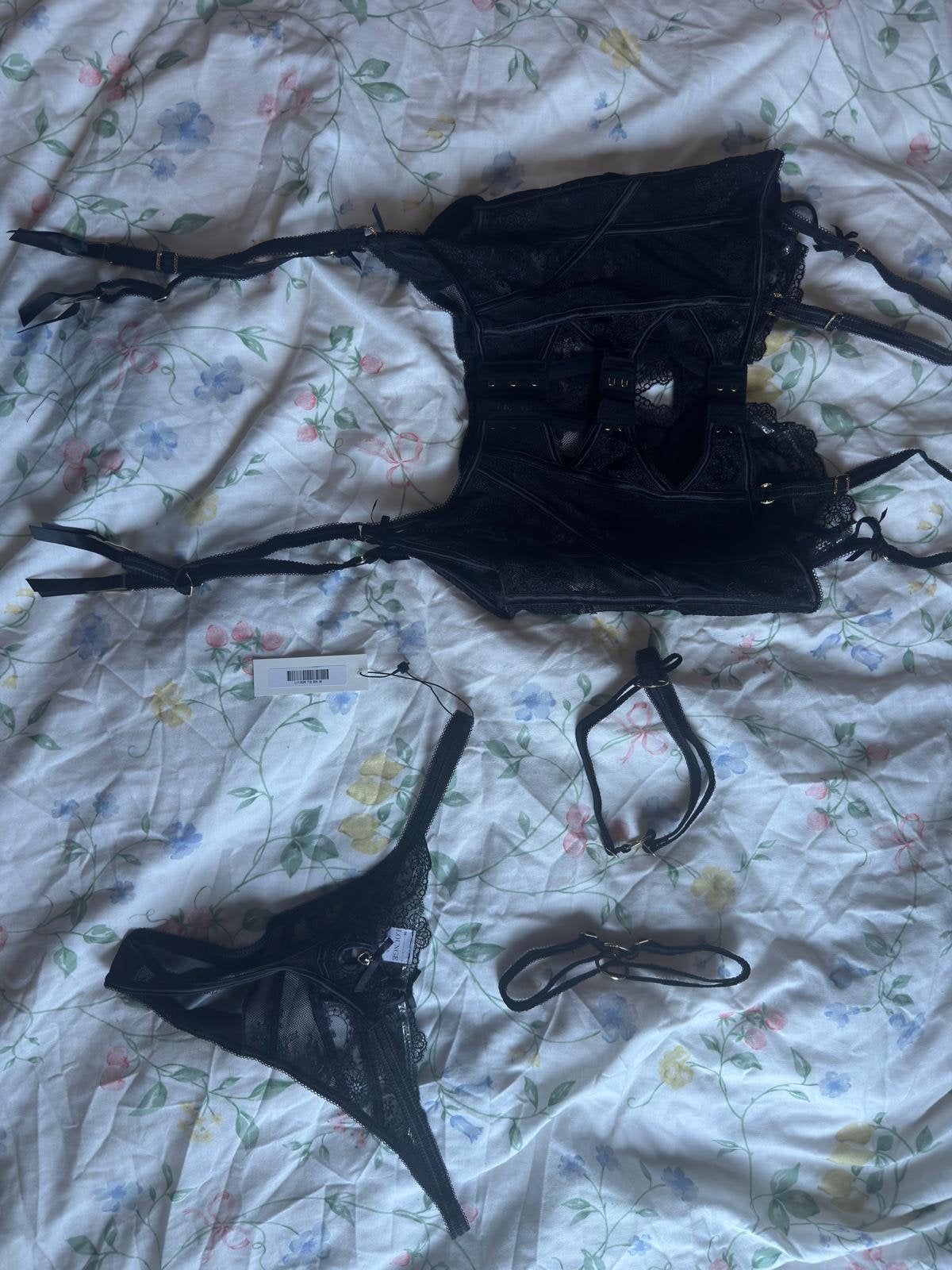 Luxe Lingerie Set: Corset & String - Zwart Maat M, Ophalen of Verzenden, Zwart, Setje
