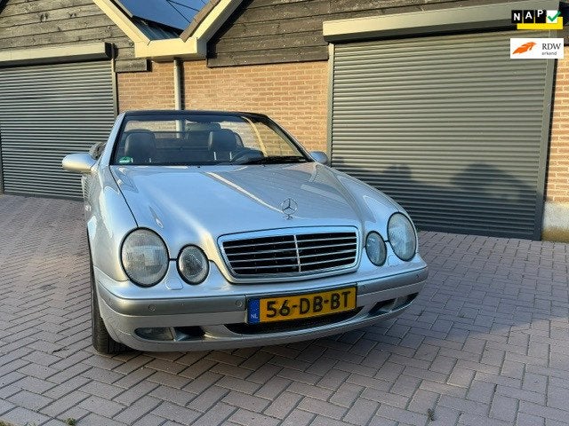 Mercedes-Benz CLK-klasse Cabrio 200 Elegance Automaat, Trekh, 1998 cc, Gebruikt, Zwart, 4 cilinders