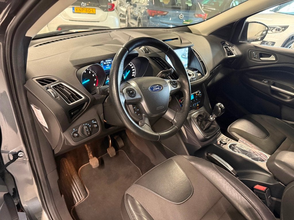 Ford Kuga 1.5 Titanium 2016| CarPlay | Camera!, Stof, 4 cilinders, Bedrijf, Handgeschakeld