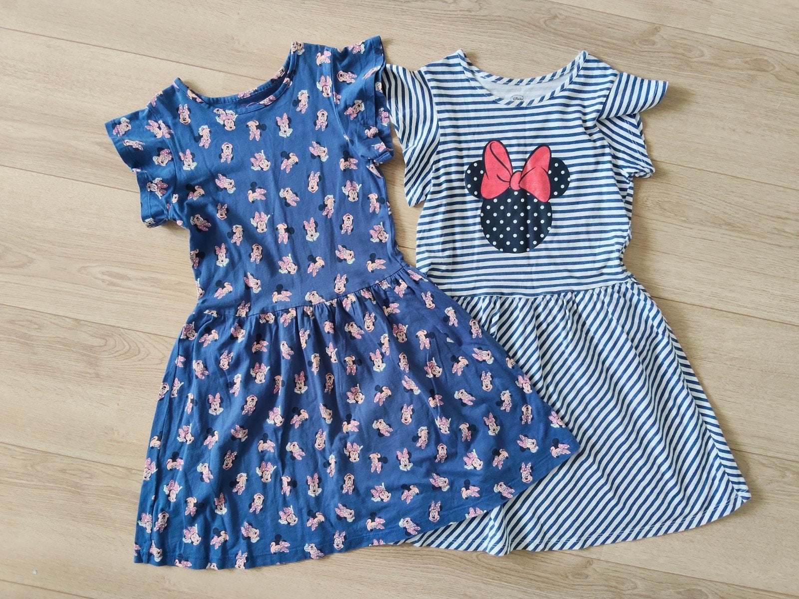 Izgs! 2x lieve Minnie Mouse jurkjes van C&A! Mt 140, Gebruikt, C&A, Meisje, Ophalen of Verzenden