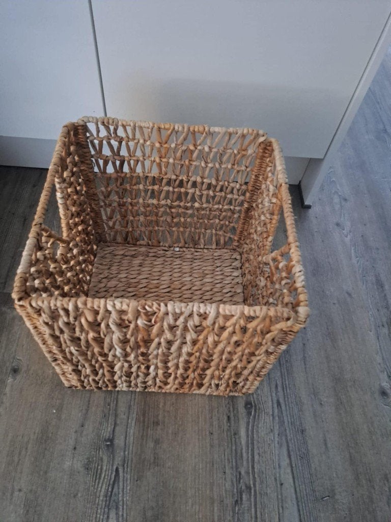 Rieten mand 32 x 32 x 32cm, Ophalen, Mand, Vierkant, Zo goed als nieuw