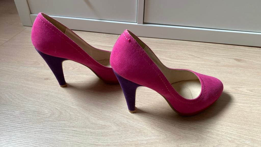 2 paar hakken maat 36, Ophalen of Verzenden, Zo goed als nieuw, Zwart, Sneakers of Gympen