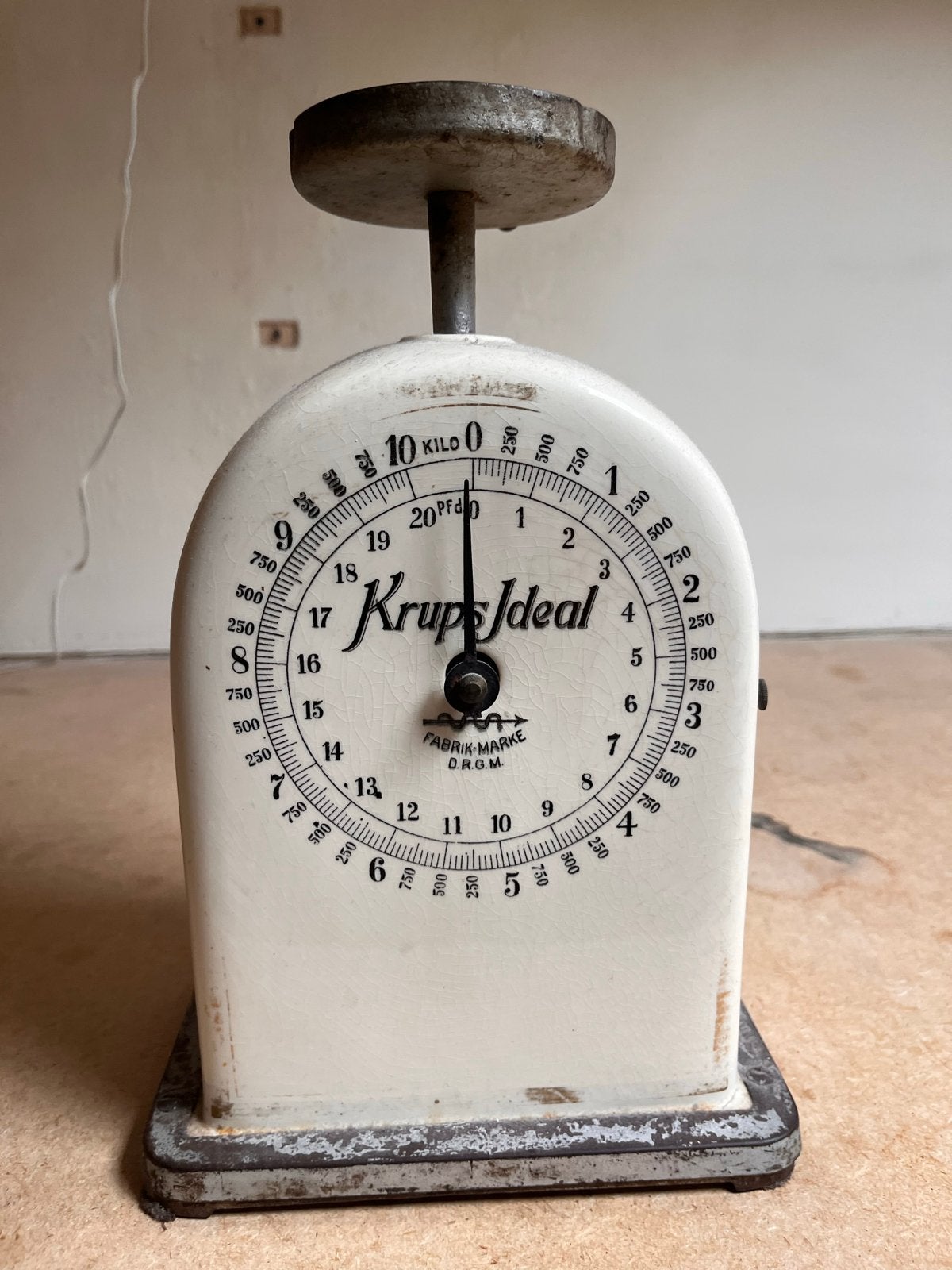 Antieke Krups Ideal keukenweegschaal - 10 kg, Ophalen of Verzenden