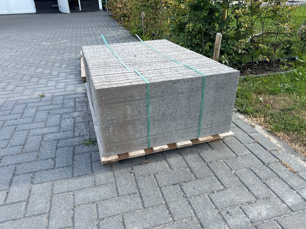 Tegels, Ophalen, Nieuw, 5 tot 10 m², Beton