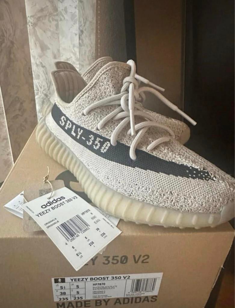 Yeezy Slate Originals 38 - 350 V2, Kleding | Heren, Schoenen, Ophalen of Verzenden, Zo goed als nieuw, Overige kleuren