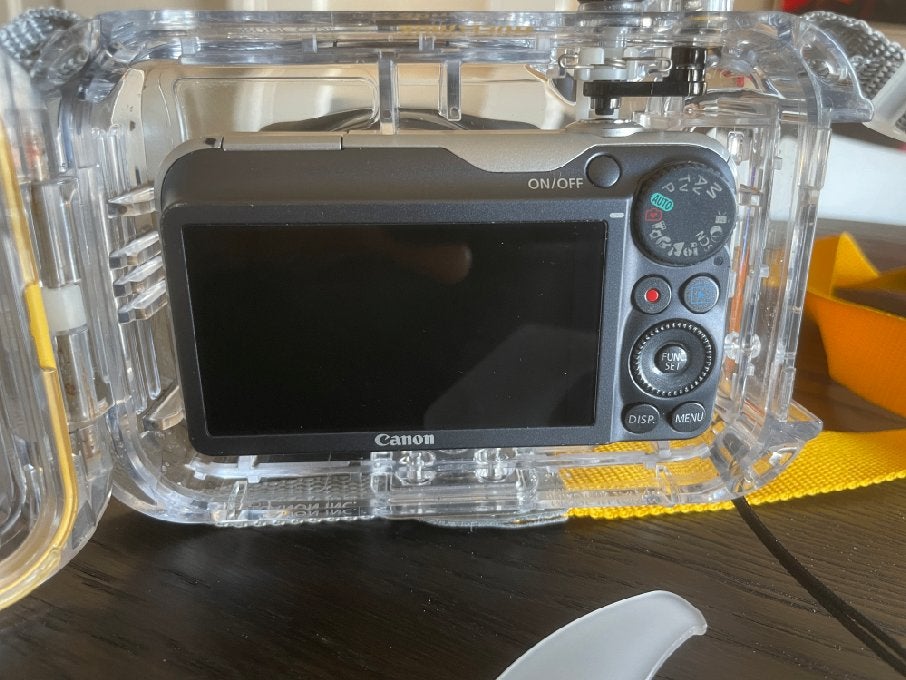 Foto 7 van Canon PowerS SX220 HS met Canon onderwaterbody