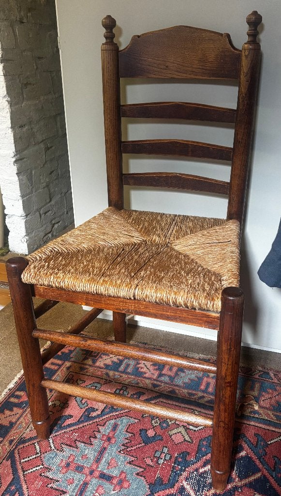 Vintage houten stoelen met rieten zitting, 4 stuks, Ophalen