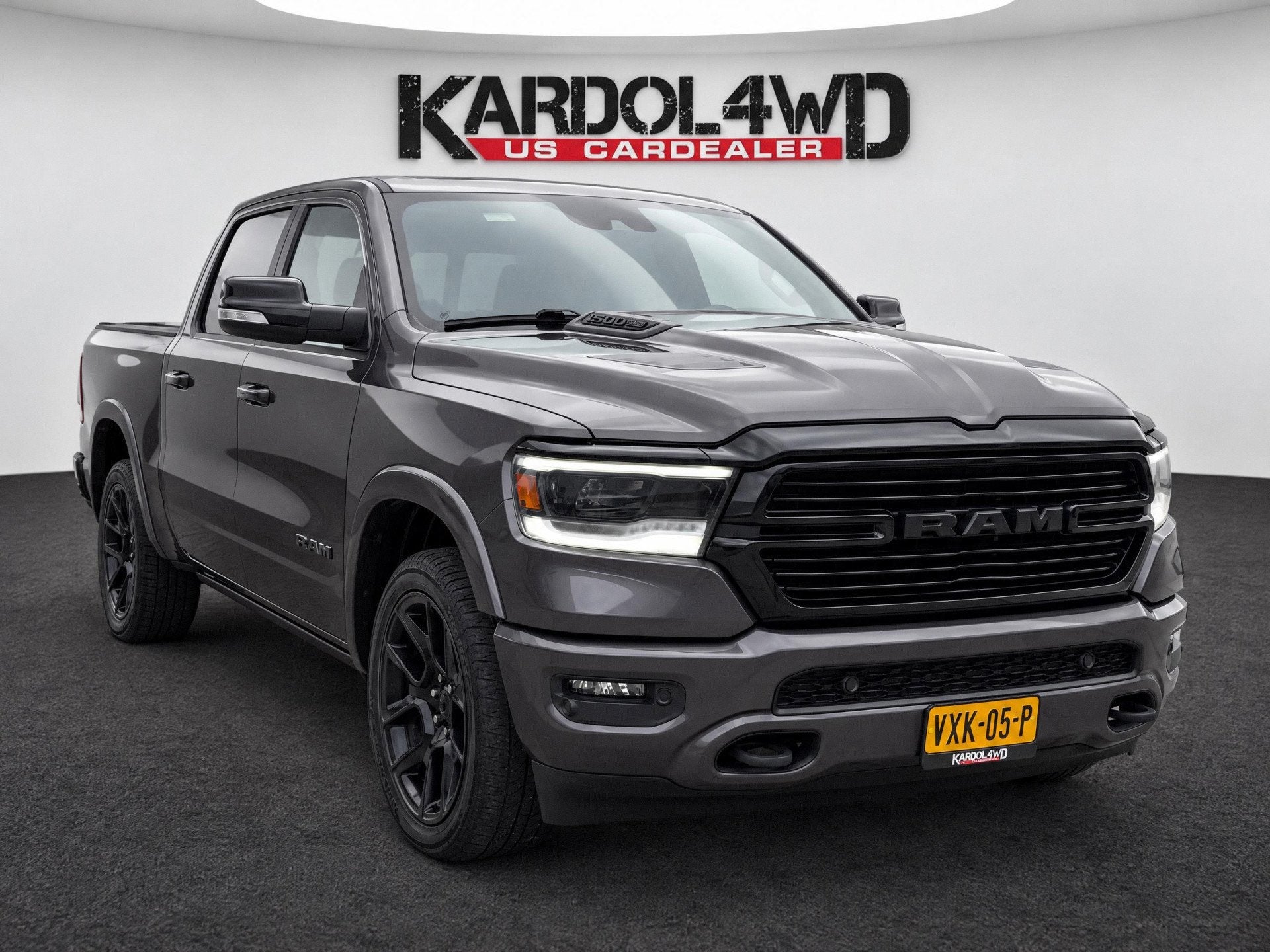 Dodge Ram 1500 5.7 V8 4x4 Crew Cab Laramie | LPG 200 L | Bak, Auto's, Automaat, 2361 kg, Gebruikt, 5654 cc