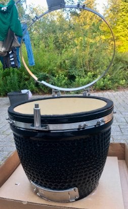 kamado bbq 18 inch onderkant de bovenkant is kapot gevallen, Ophalen, Nieuw, Auplex