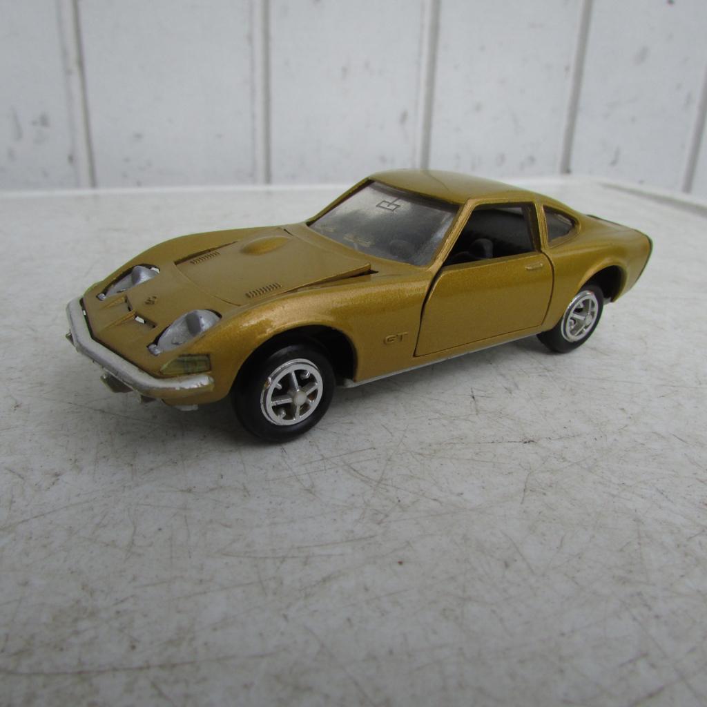 Opel GT 1900 M mini Gama  1: 14, Hobby en Vrije tijd, Modelauto's | 1:43, Ophalen of Verzenden, Gebruikt, Auto, Gama