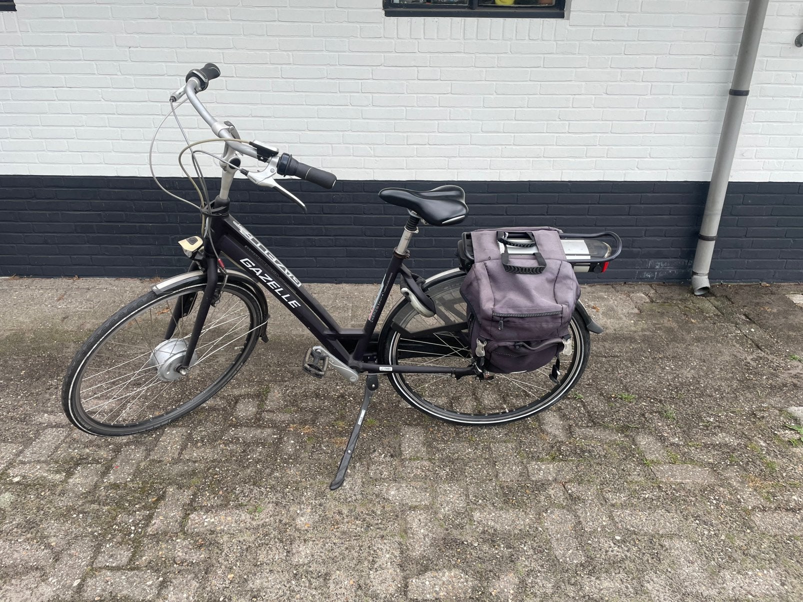 Electrische fiets Gazelle Chamonix, Ophalen, Gebruikt, 30 tot 50 km per accu, Gazelle