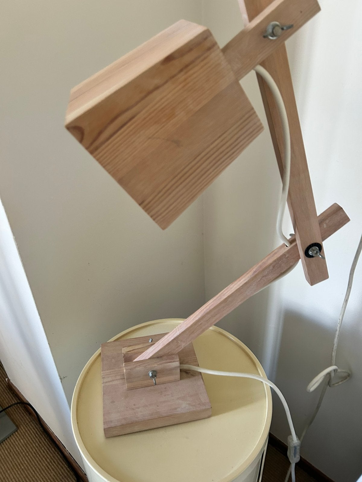 Muuto Wood Lamp designlamp, Huis en Inrichting, Ophalen, Gebruikt, Hout, Bureaulamp