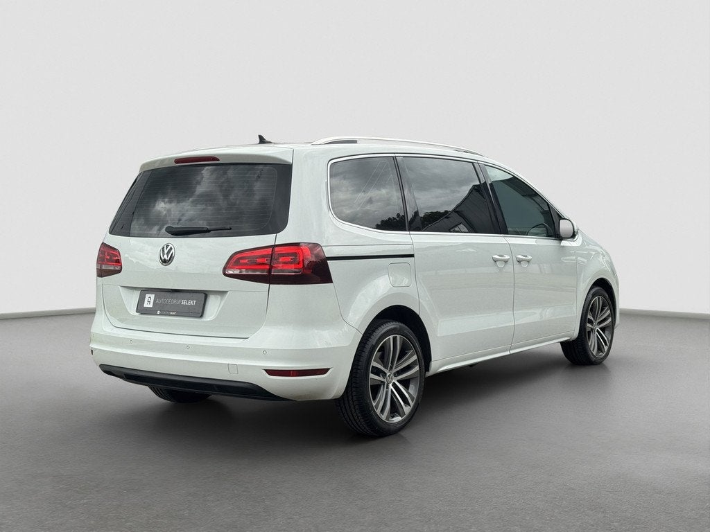 Volkswagen Sharan 2.0 TSI Highline | Trekhaak | Dynaudio | X, Auto's, Volkswagen, Gebruikt, 7 stoelen, Wit, 14 km/l