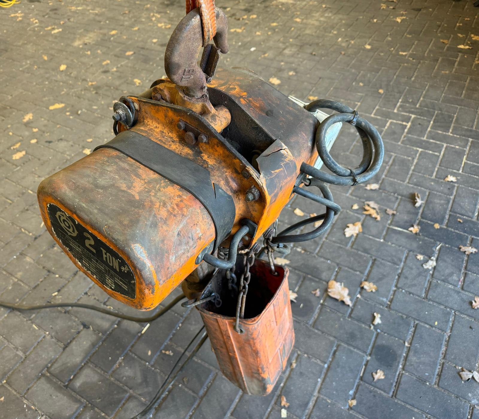 Elektrische takel 2 ton hitachi, Doe-het-zelf en Verbouw, Motoren, Ophalen, Gebruikt, Elektromotor