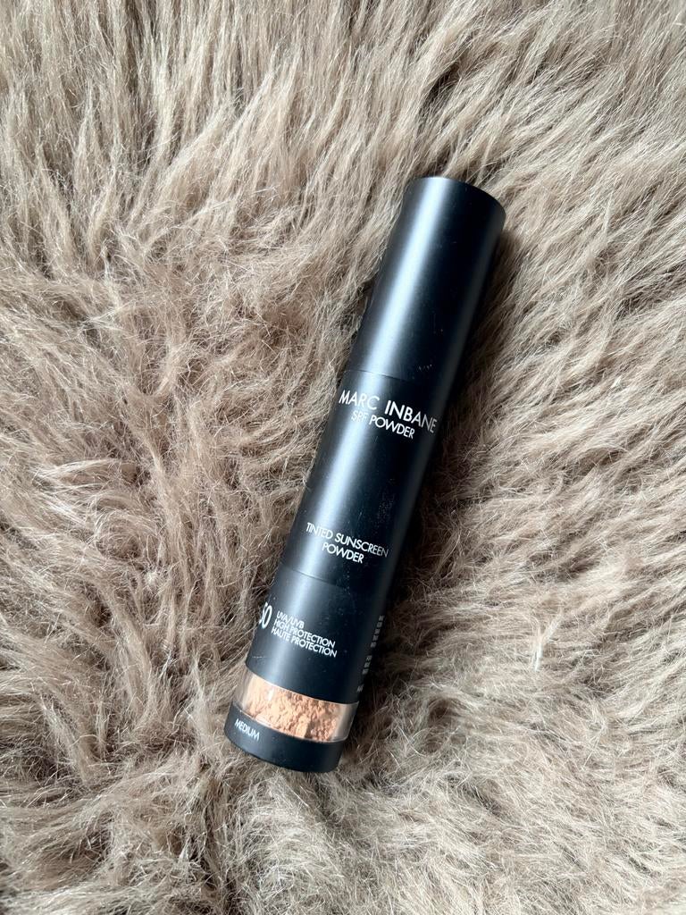 Marc Inbane Tinted Sunscreen Powder SPF 50 Medium, Gehele gezicht, Beige, Nieuw, Ophalen of Verzenden