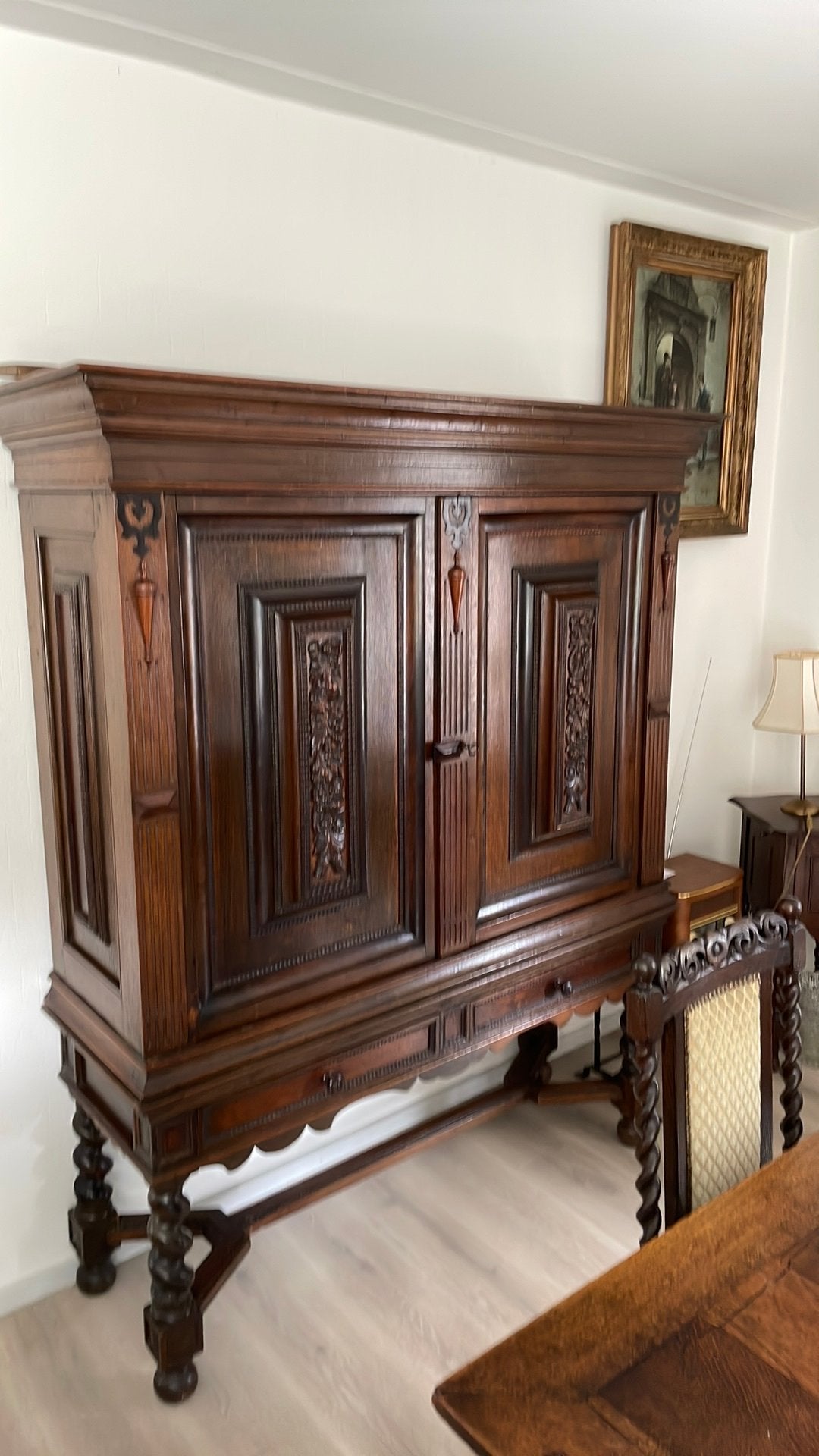 Antiek Hollands KRUISVOETKABINET. ca. 1710, Antiek en Kunst, Antiek | Meubels | Kasten, Ophalen