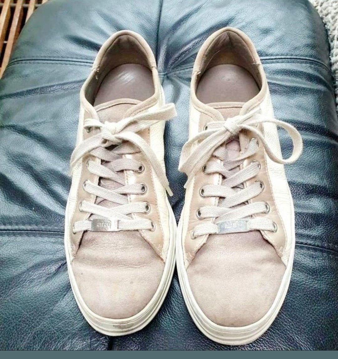 Ara. Stijlvolle beige sneakers - Maat 38,5 (  5,5, Beige, Ophalen of Verzenden, Sneakers of Gympen, Ara