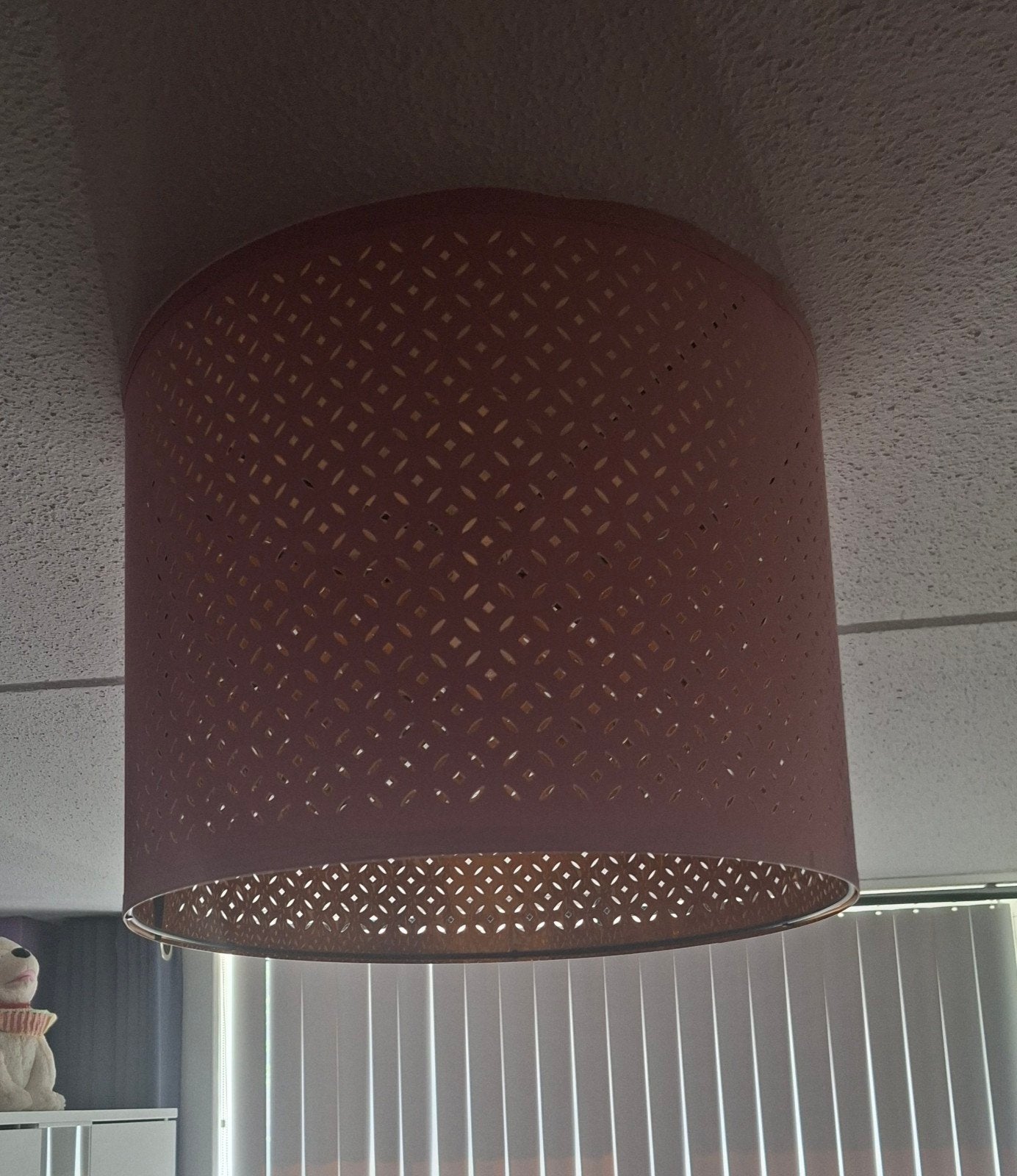 IKEA NYMÖ lampenkap roze met messingkleurige binnenkant, Ophalen