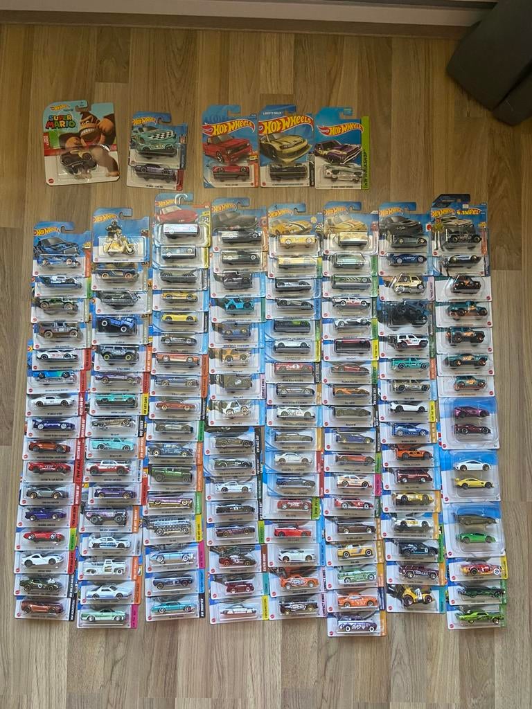 Hotwheels verzameling los of samen te koop, Hobby en Vrije tijd, Modelauto's | Overige schalen, Ophalen of Verzenden, Nieuw, Auto