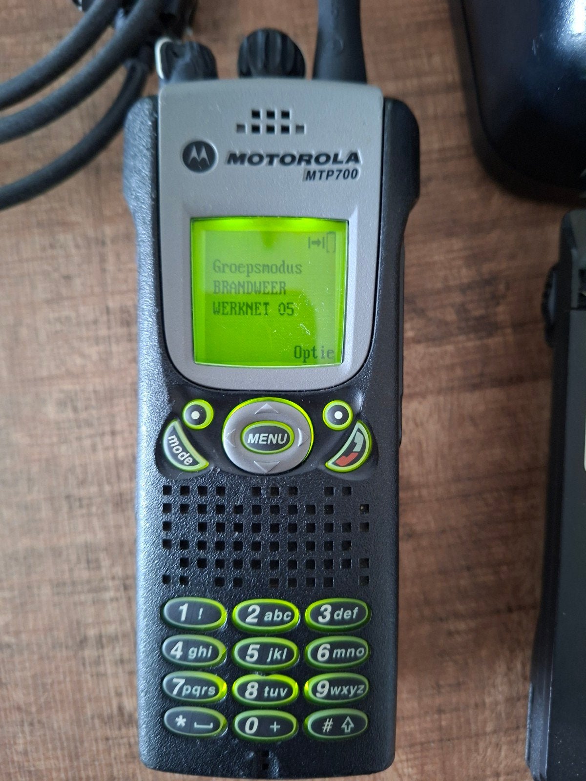 Motorola MTP700 TETRA portofoon met accessoires, Ophalen of Verzenden, Gebruikt, Portofoon of Walkie-talkie
