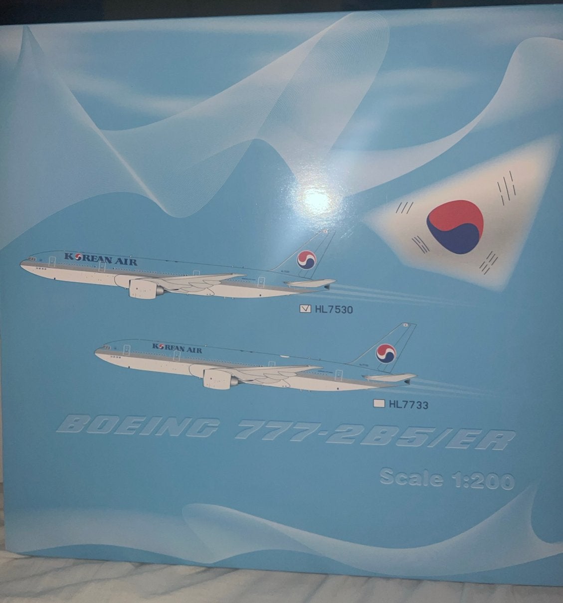 Diecast model Boeing 777-2B5/ER Korean Air 1:200 HL7530, 1:200 of kleiner, Nieuw, Vliegtuig, Ophalen