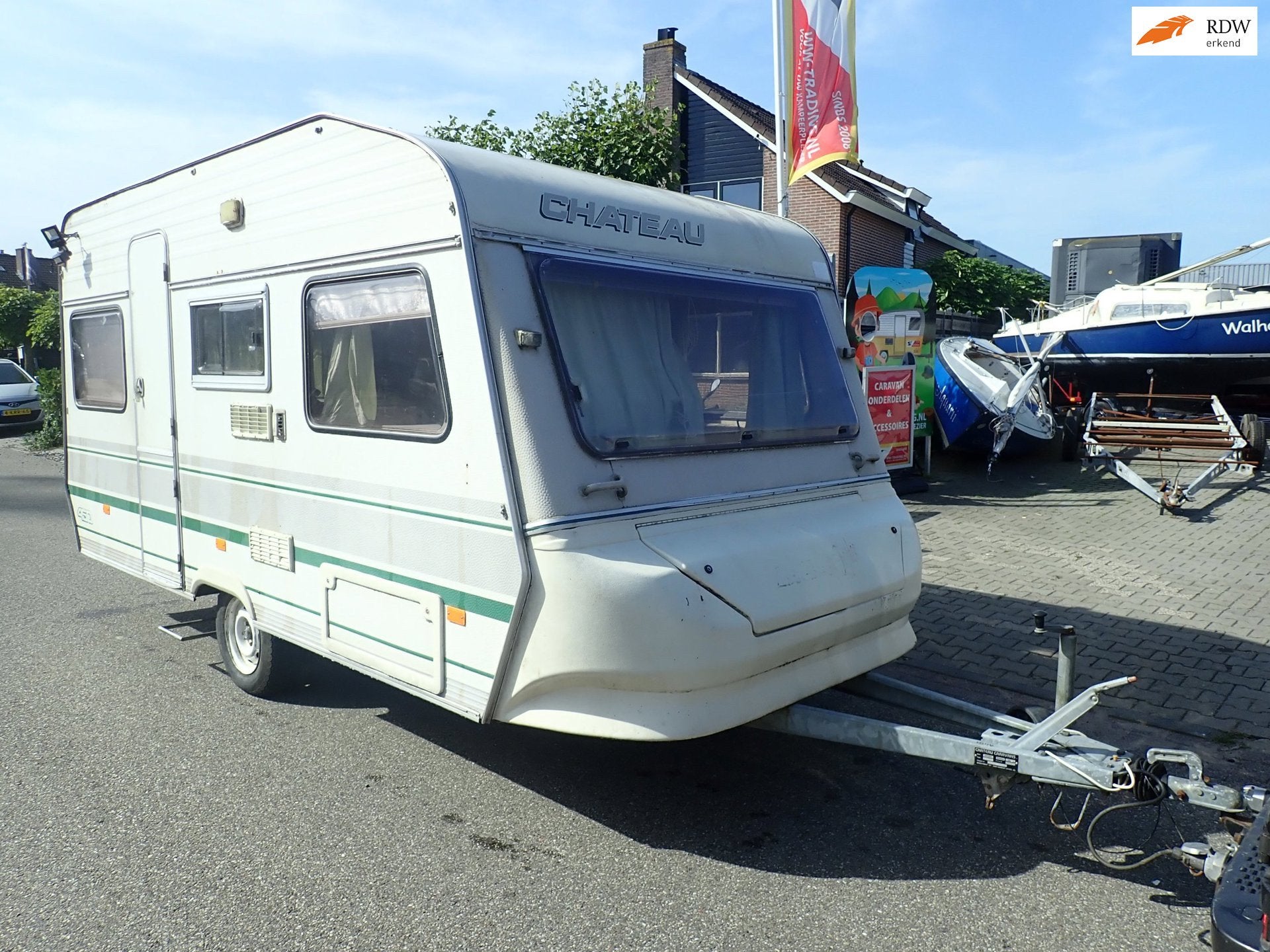 Chateau 430 La car met kenteken 1991, Chateau, Chateau, Bedrijf, Onbekend
onbekend  onbekend, FR