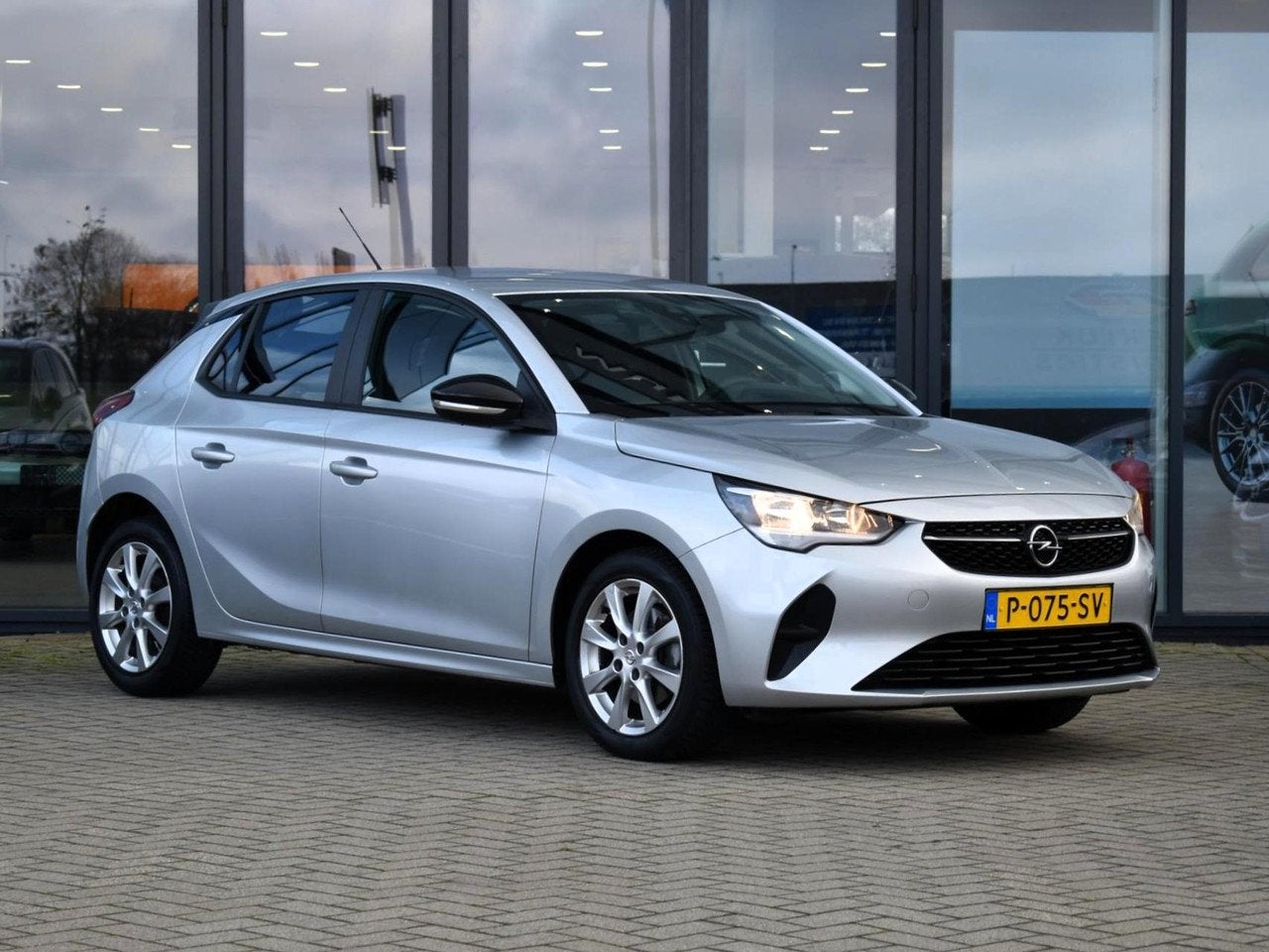 Opel Corsa 1.2 Edition | Navi / Climate / Cruise (bj 2022), Auto's, Voorwielaandrijving, Gebruikt, Electronic Stability Program (ESP)