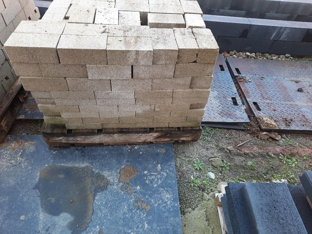 Betonstenen Bia, Doe-het-zelf en Verbouw, Metselstenen, Nieuw, Beton, Ophalen