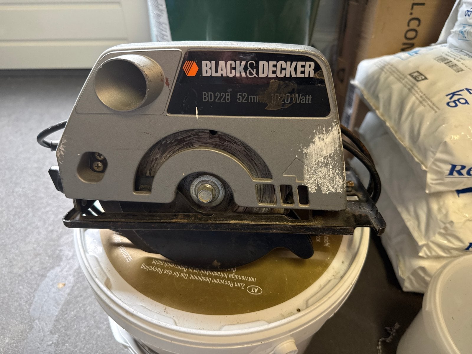 Black & Decker BD228 Cirkelzaag - 1000W, 52mm zaagdiepte, Gebruikt, Cirkelzaag, 600 tot 1200 watt, Ophalen of Verzenden
