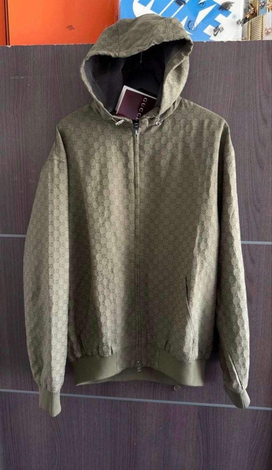 Gucci Jas Maat L - Nieuw met GG-monogram, Ophalen of Verzenden, Nieuw, Maat 52/54 (L), Groen