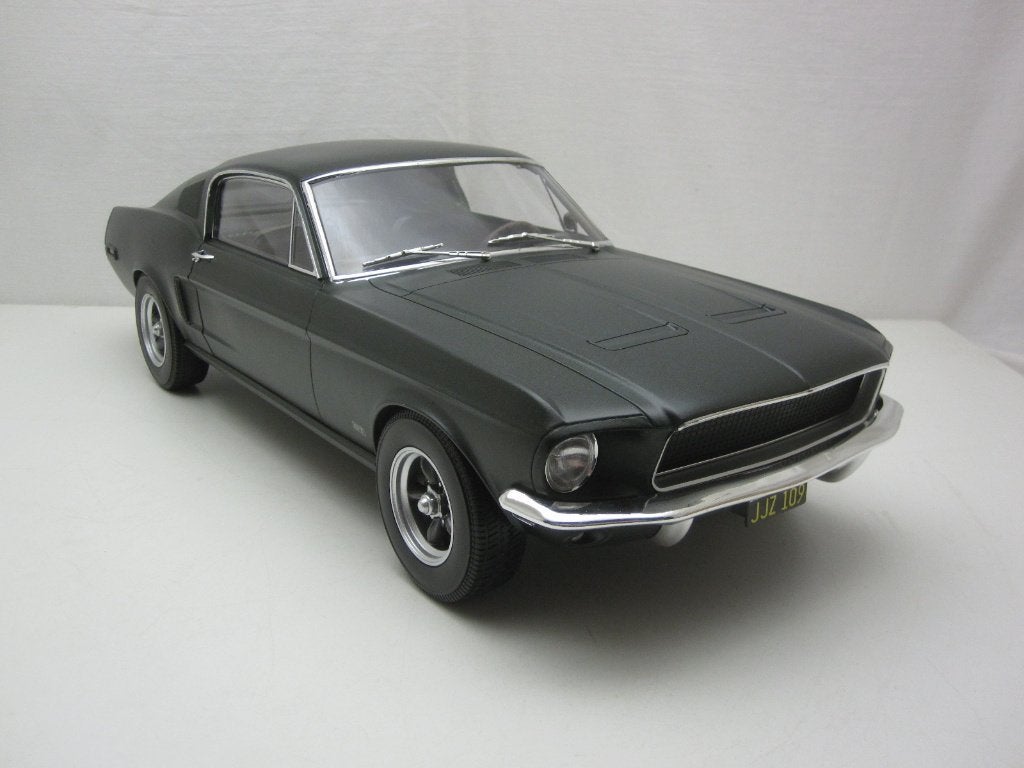 Ford Mustang GT 1968 Fastback Bullit 1:12 Norev, Hobby en Vrije tijd, Modelauto's | 1:5 tot 1:12, Ophalen of Verzenden, Nieuw