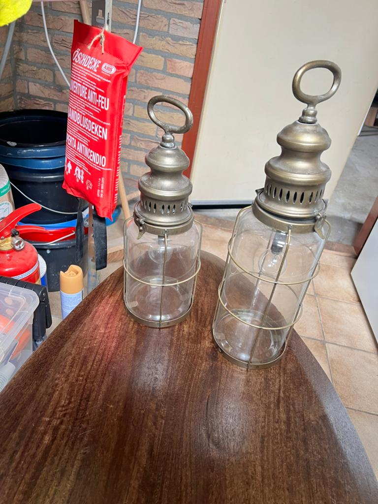 2 lampen, Ophalen