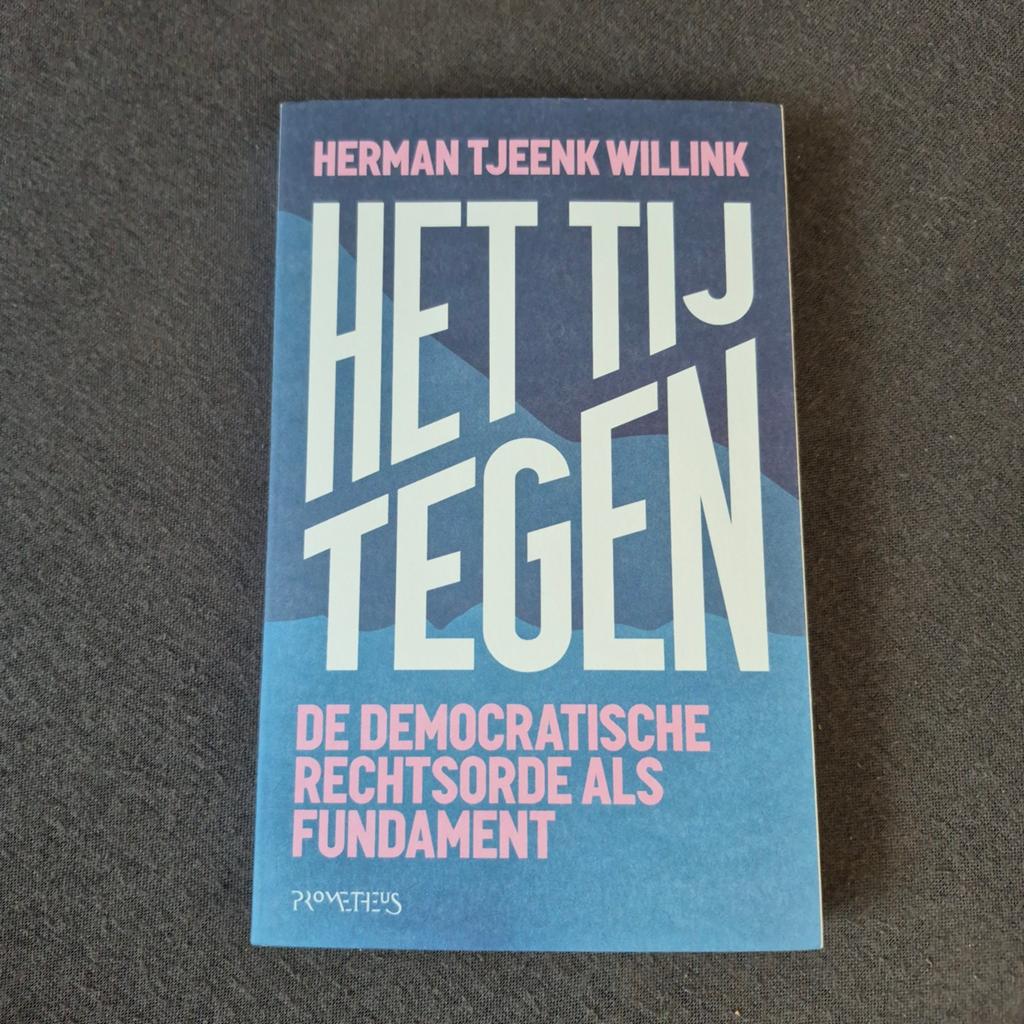 (14)Het Tij Tegen - Herman Tjeenk Willink (Nieuw), Boeken, Verzenden, Nieuw, Herman Tjeenk Willink
