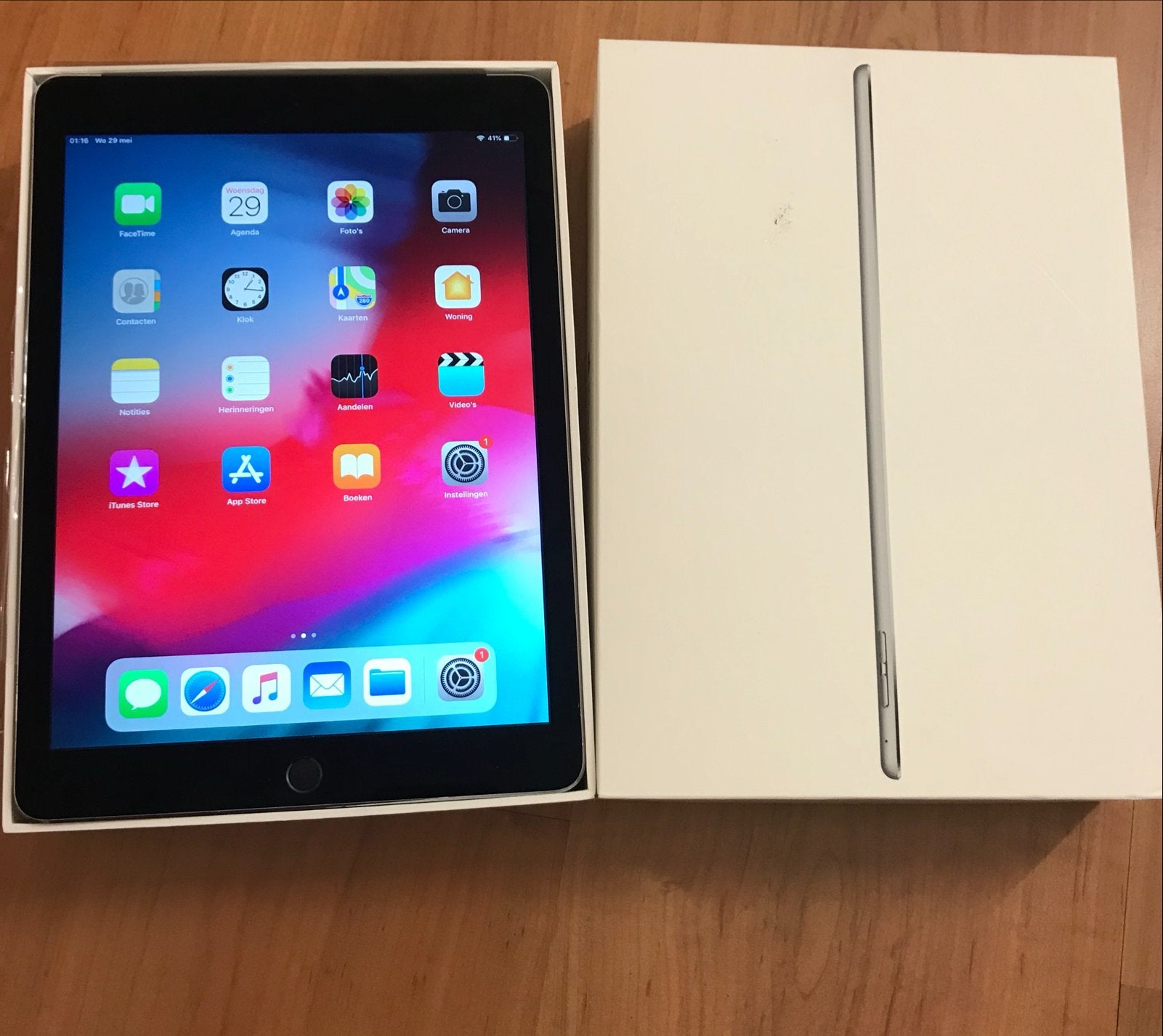 Apple iPad  air 2 9.7 Wi-Fi & mobiel internet Zilver, 32 GB, Apple iPad Air, Zo goed als nieuw, Wi-Fi en Mobiel internet