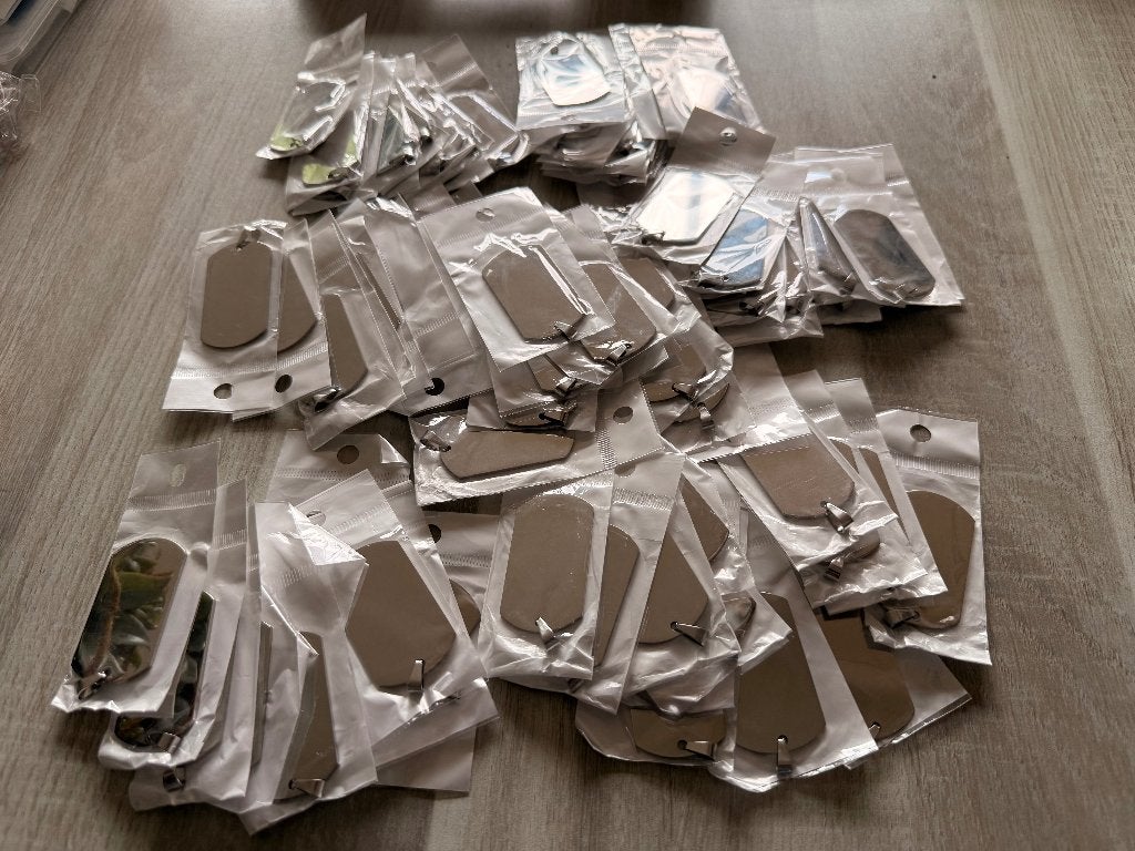 Dog Tags Rvs Super kwaliteit  70 St Nieuw!, Ophalen of Verzenden, Nieuw, Overige materialen, Knutselwerk