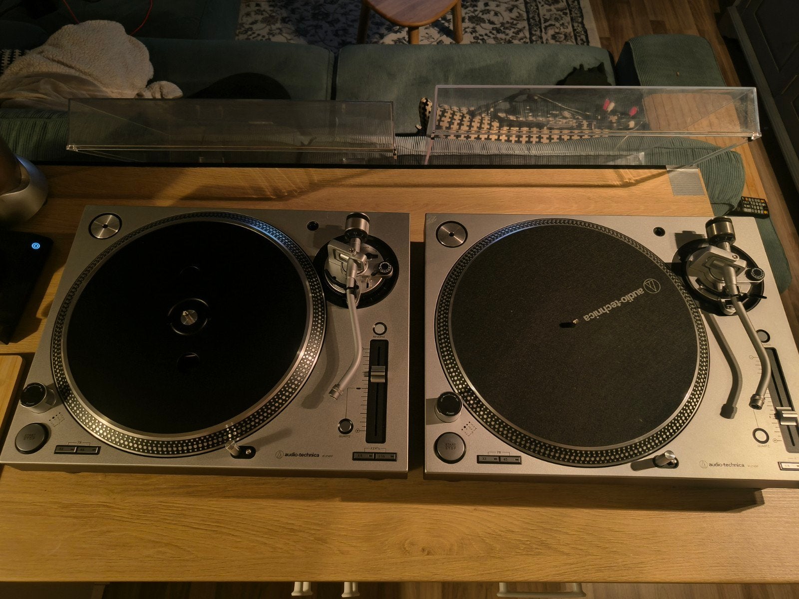 2x Audiotechnica LP140XP Zilver dj draaitafels, Ophalen of Verzenden, Gebruikt, Dj-set, Overige merken