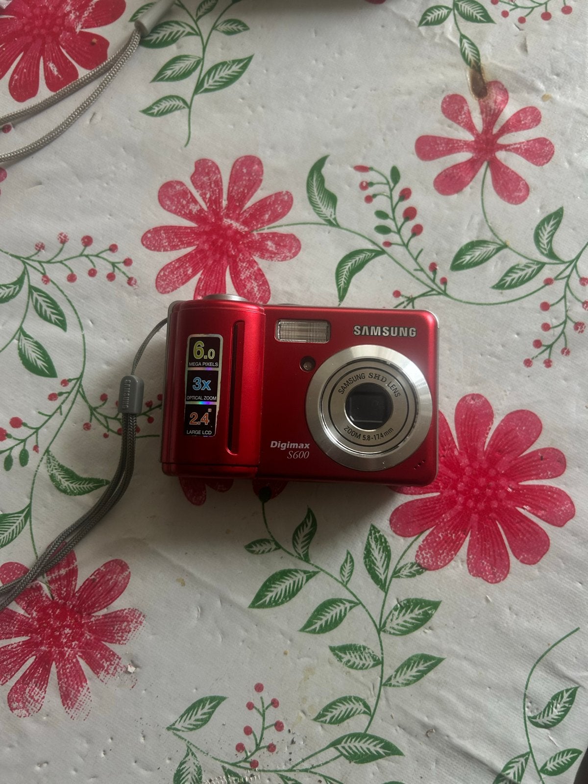 Samsung Digimax S600 Compactcamera - Rood, Audio, Tv en Foto, Fotocamera's Digitaal, Ingebouwde flitser, Gebruikt, Ophalen of Verzenden