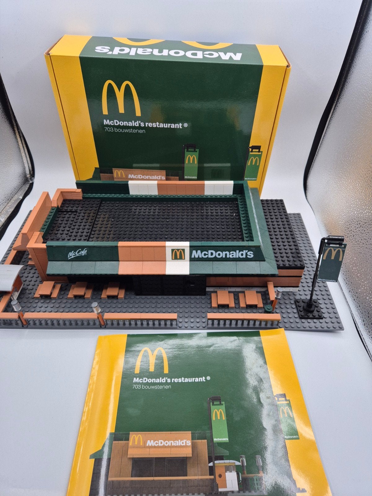 McDonald's Restaurant Bouwset - 703 bouwstenen LEGO, Overige merken, Onbekend, Ophalen of Verzenden, Zo goed als nieuw