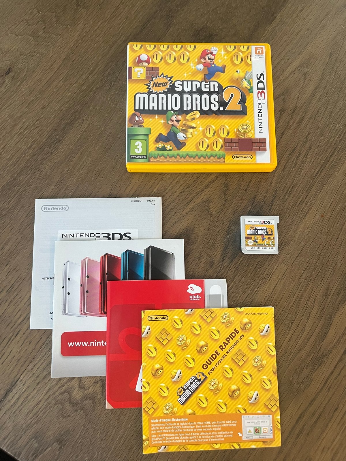 New Super Mario Bros. 2 - Nintendo 3DS, Spelcomputers en Games, Games | Nintendo 2DS en 3DS, 1 speler, Ophalen of Verzenden, Zo goed als nieuw