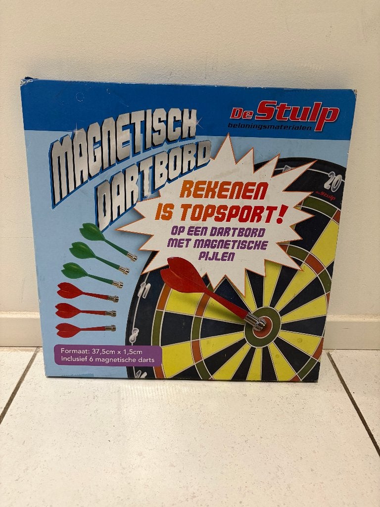 Compleet nieuw! - Magnetisch dartbord met 6 pijlen, Ophalen of Verzenden, Nieuw, Dartbord met pijlen, Soft tip