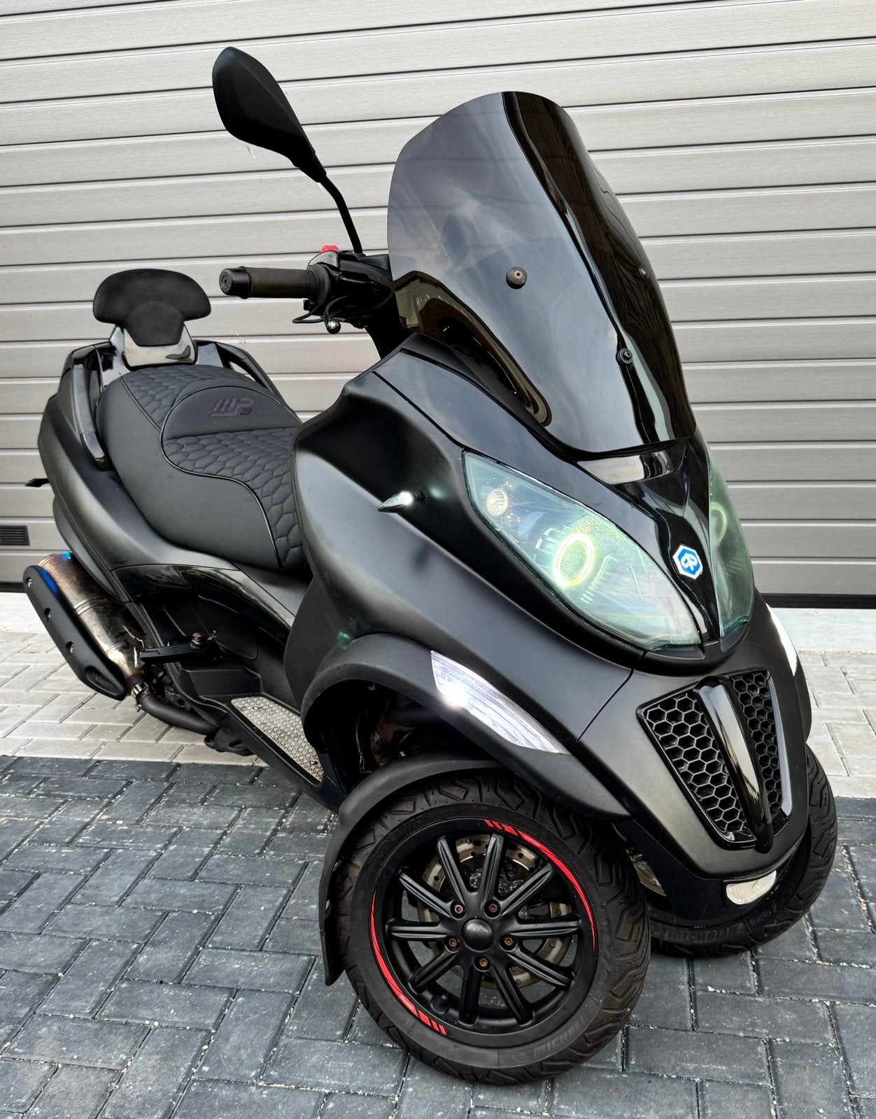 Piaggio mp3 500cc sport black B rijbewijs Led Custom seat, Ophalen of Verzenden