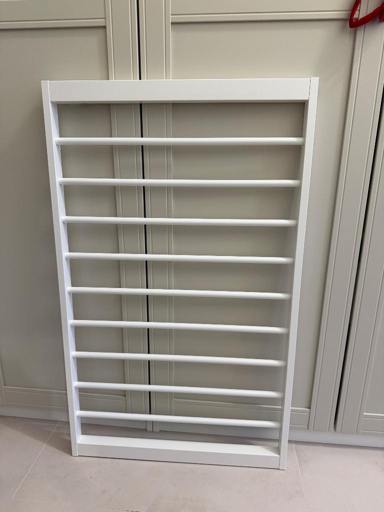 Ikea broekenrek, Ophalen, 100 tot 150 cm, Zo goed als nieuw, Minder dan 100 cm