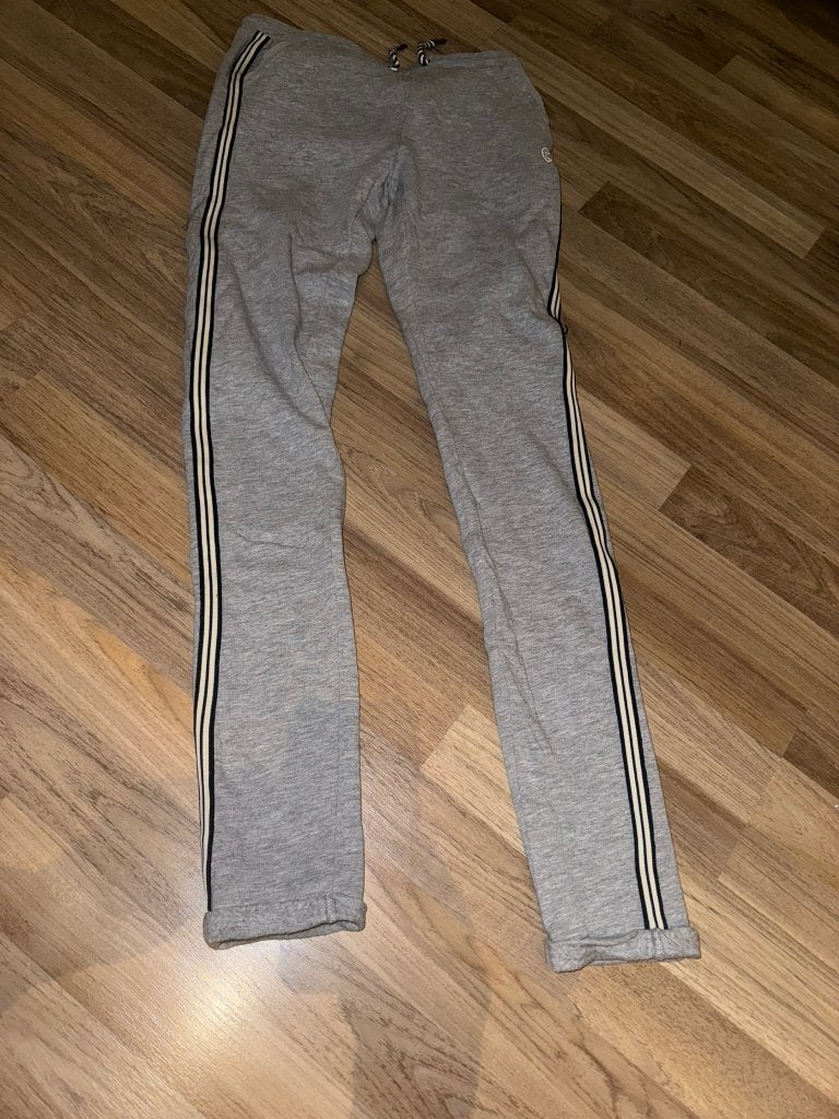 Hema 158 164 grijze broek pants joggingbroek, Verzenden, Zo goed als nieuw, Meisje, Broek