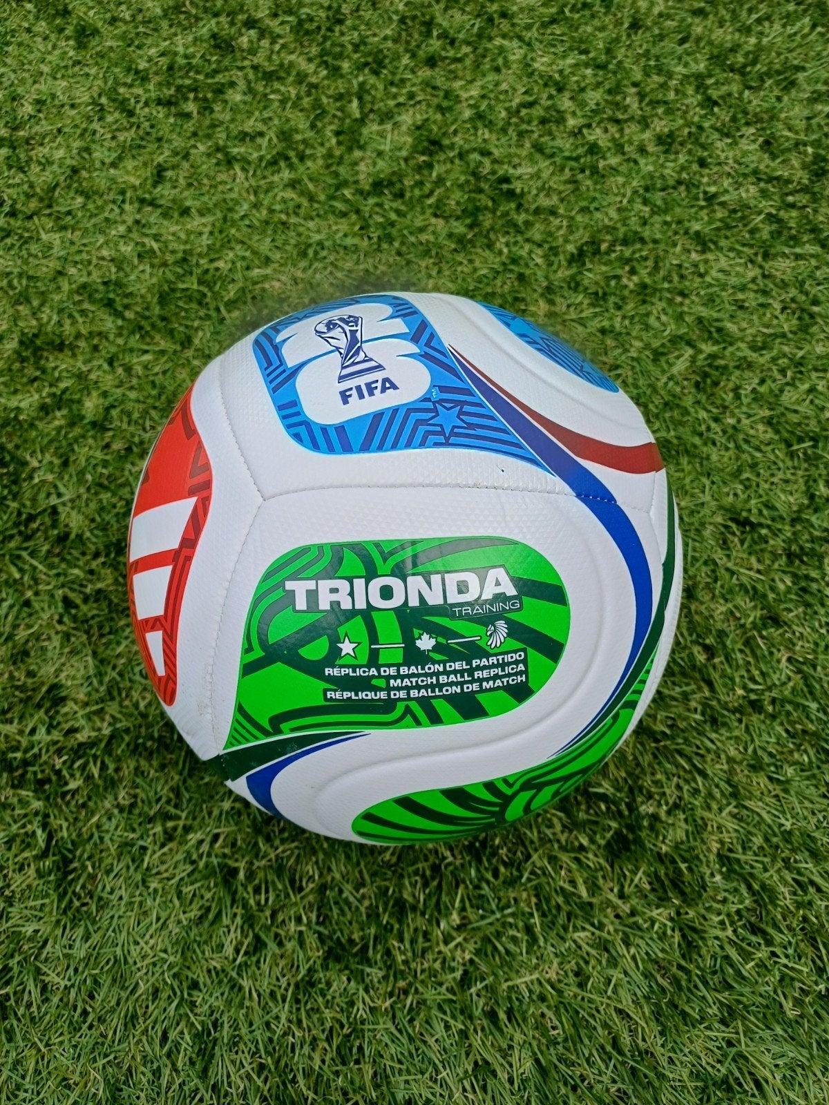 Wk Fifa 26 Trionda Adidas voetbal nieuw, Maat XS of kleiner, Ophalen of Verzenden, Nieuw, Bal