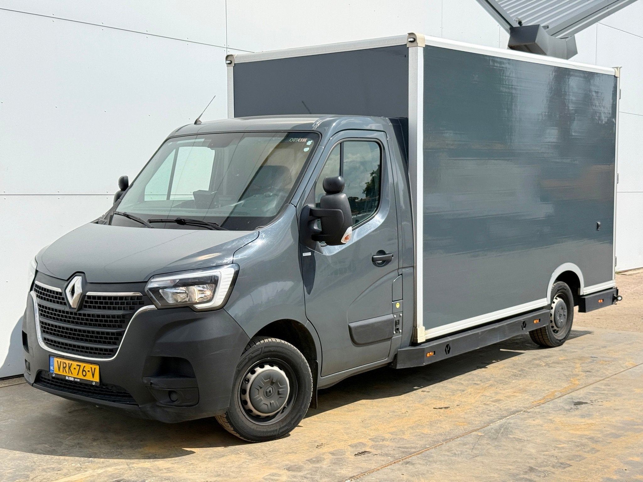 Automaat Bakwagen Airco Cruise Control Camera Foodtruck Meub, Elektrische ramen, Gebruikt, Euro 6, 4 cilinders