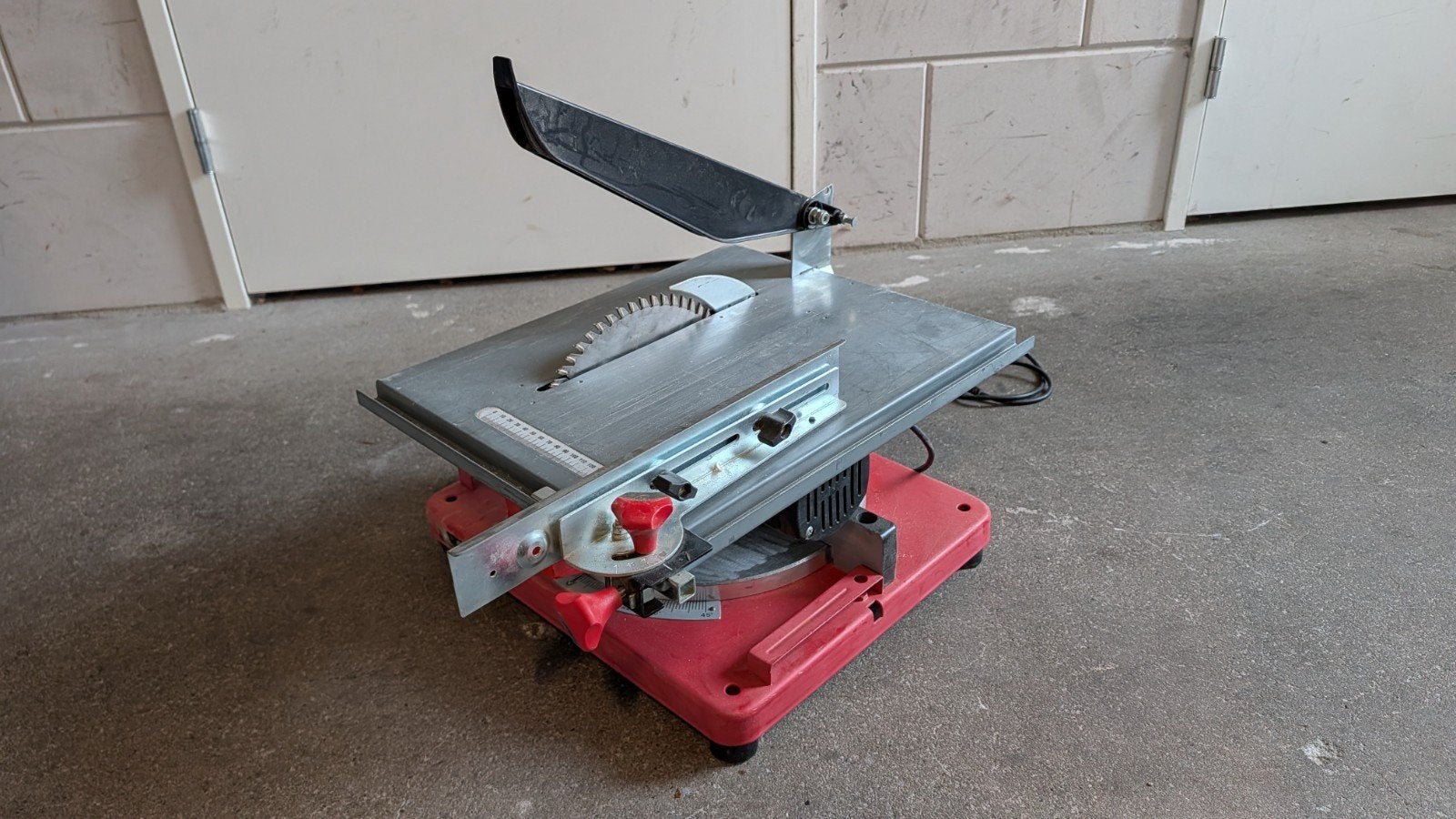 Stayer SC 251 Afkort en langszaag - Gebruikt, Ophalen, 600 tot 1200 watt, Afkortzaag, 30 tot 70 mm