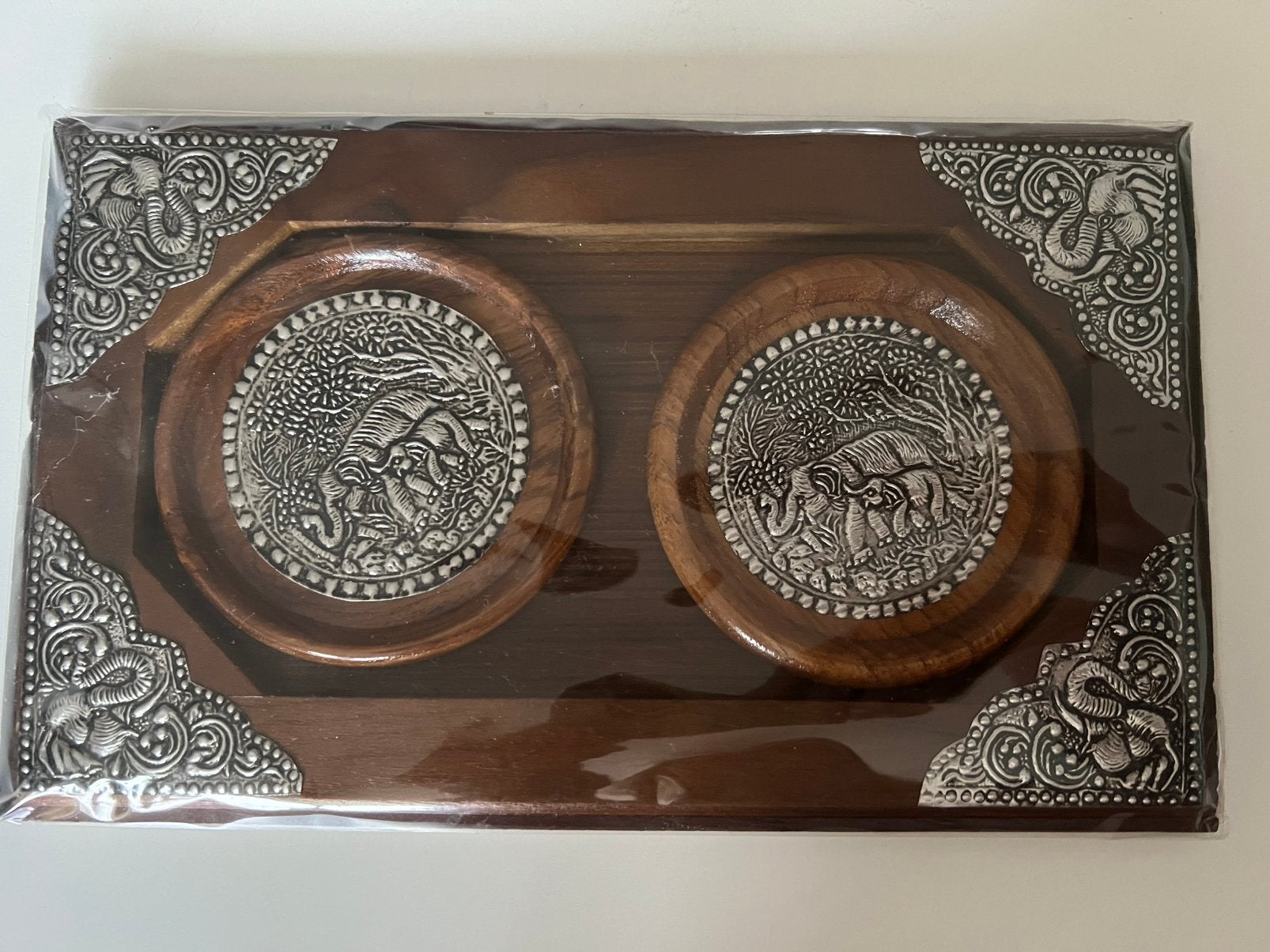 Teakhouten set met dienblad en 2 onderzetters. Thailand., Antiek en Kunst, Ophalen of Verzenden