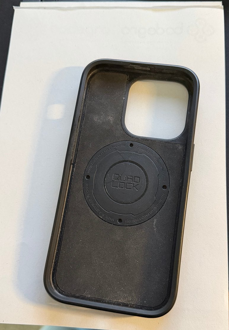 Foto 3 van QuadLock hoesje met MagSafe voor iPhone 14 Pro